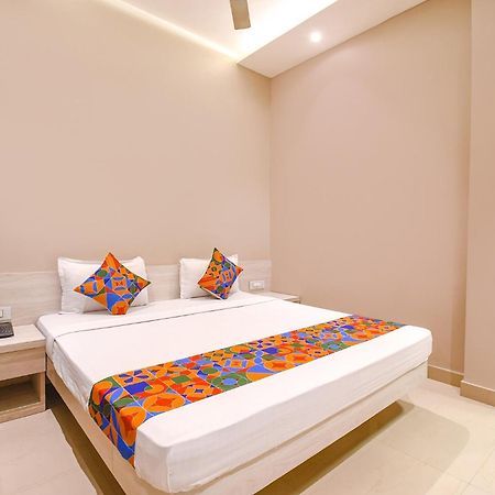 Fabhotel Kitchen Q Inn - Belaghata كولكاتا المظهر الخارجي الصورة