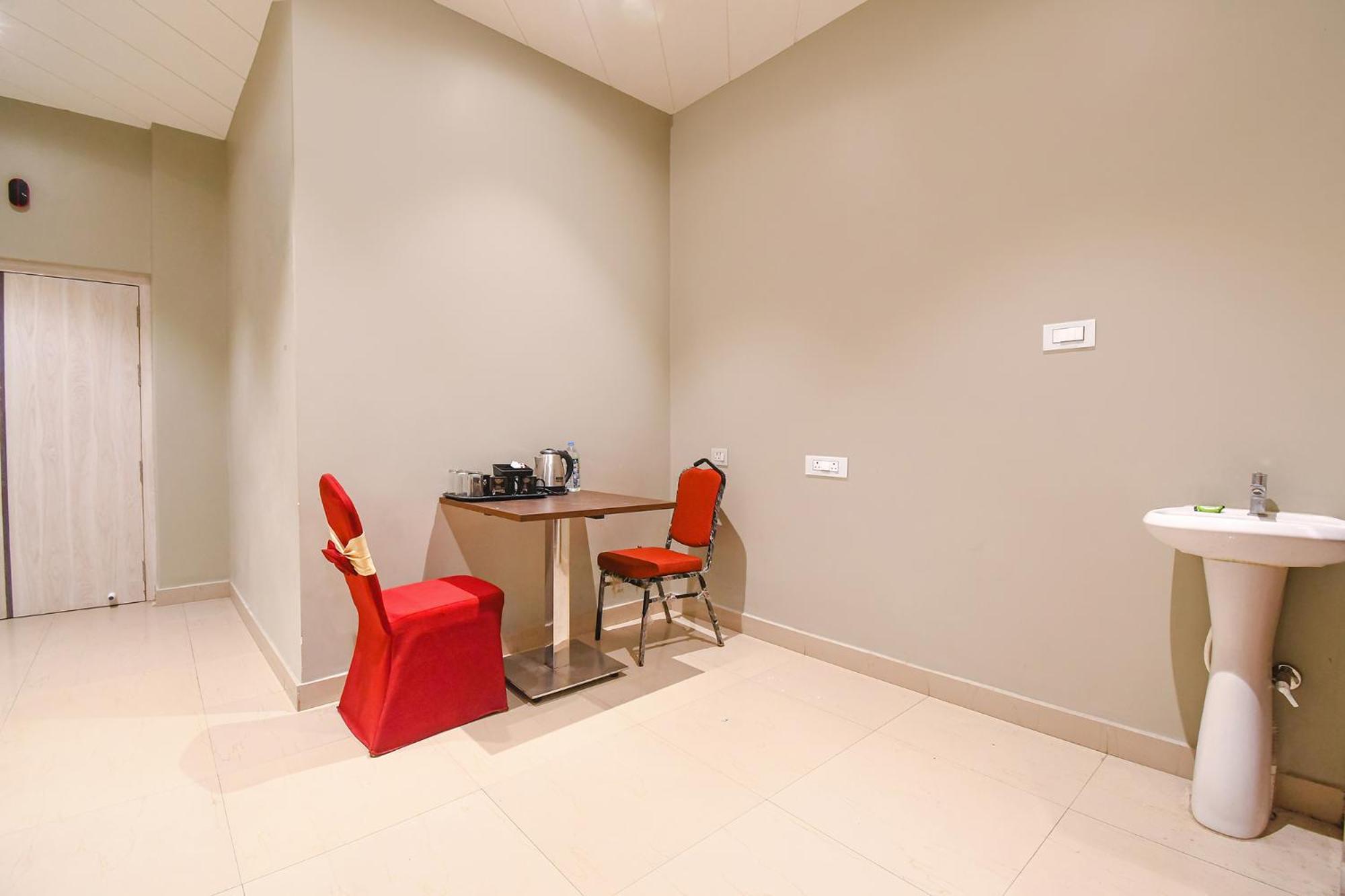Fabhotel Kitchen Q Inn - Belaghata كولكاتا المظهر الخارجي الصورة