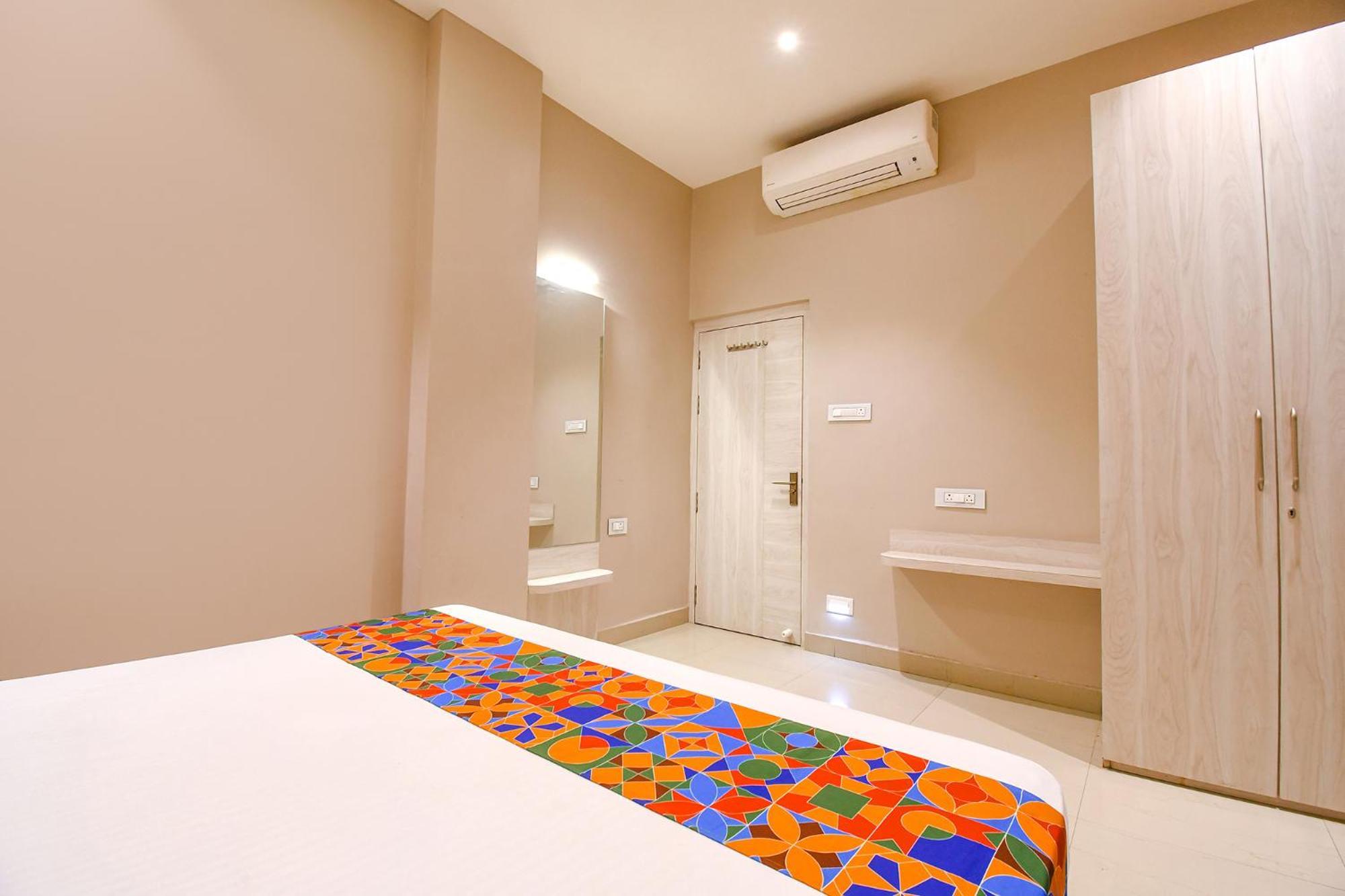 Fabhotel Kitchen Q Inn - Belaghata كولكاتا المظهر الخارجي الصورة