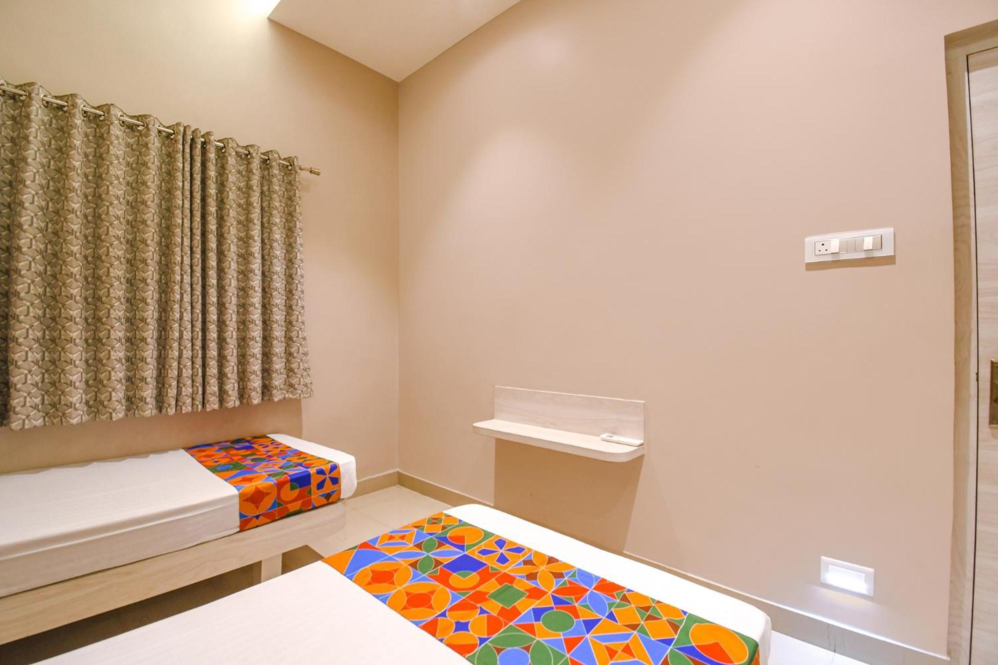 Fabhotel Kitchen Q Inn - Belaghata كولكاتا المظهر الخارجي الصورة